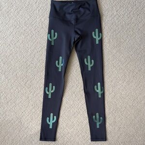Stylish Black Leggings with Green Cactus Print